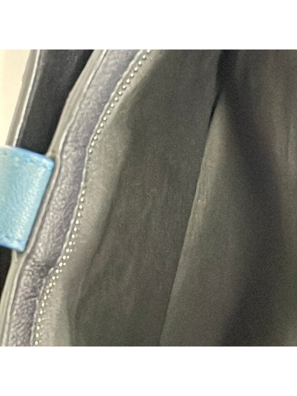 Bottega Veneta Clutch Intrecciato Dark Navy Leather - Picture 7 of 9